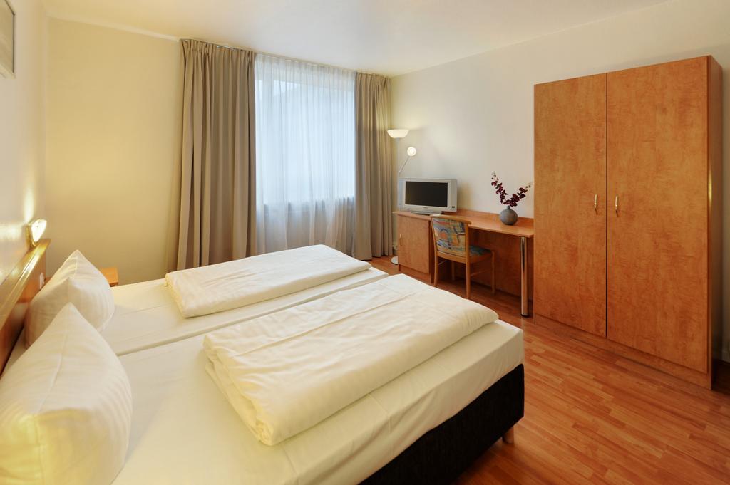 Fair Hotel Frankfurt - An Der Messe Frankfurt nad Menem Pokój zdjęcie