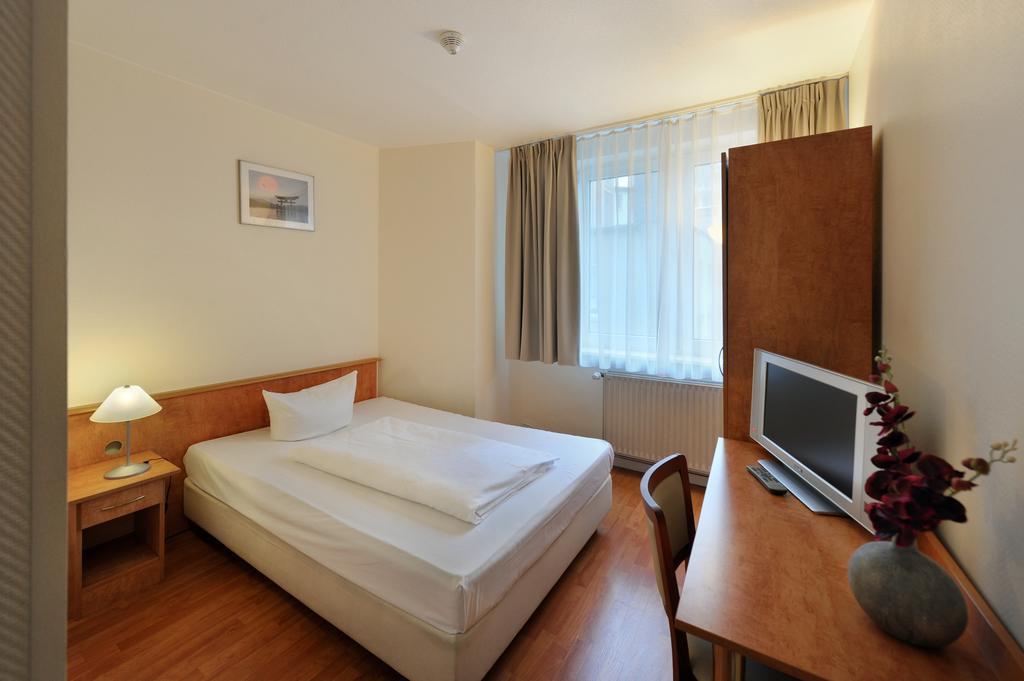 Fair Hotel Frankfurt - An Der Messe Frankfurt nad Menem Pokój zdjęcie